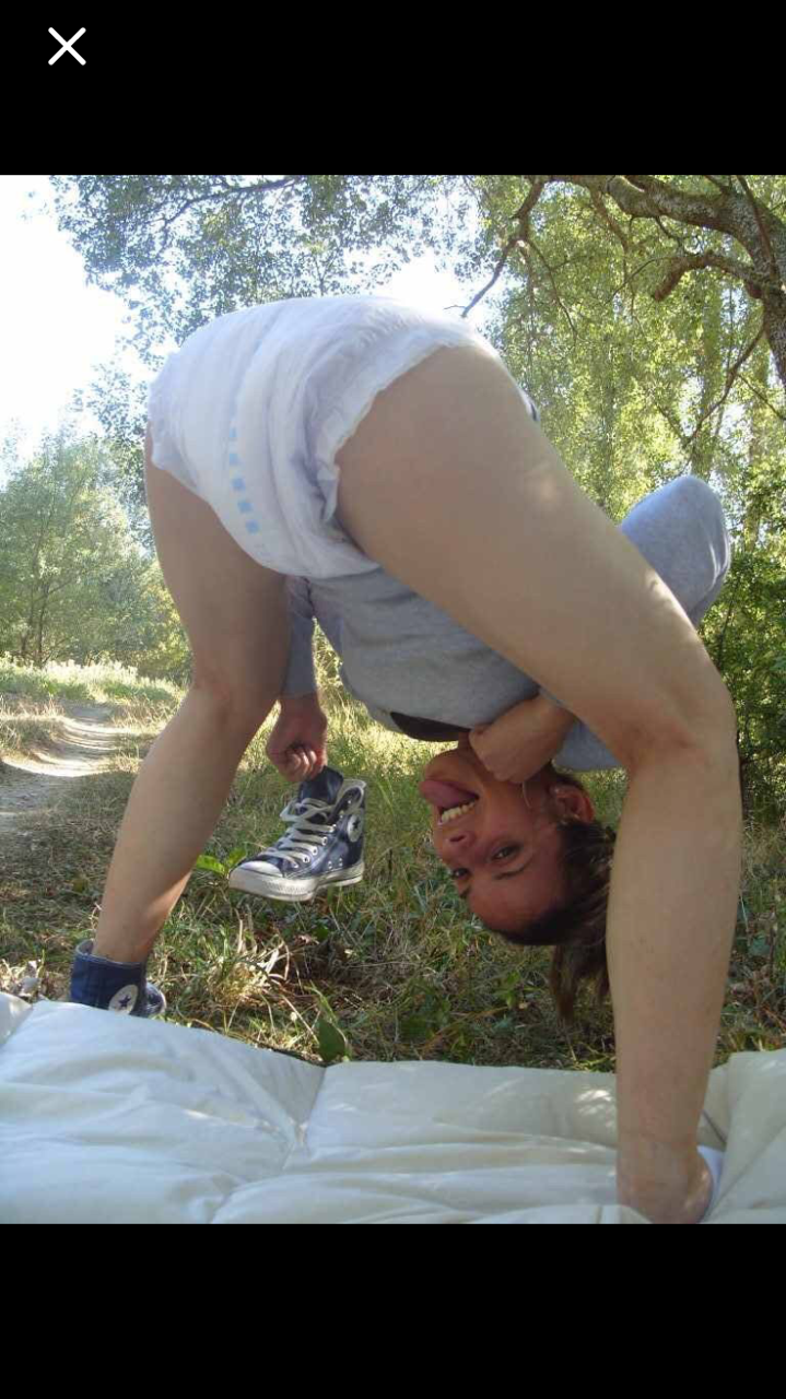 diapers-are-better-than-toilets:  Fun places to wear diapers!   Part 2 diapered in