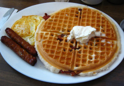 fatty-food:  Bacon waffle (by Endel)