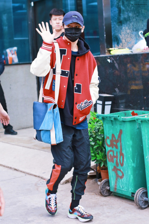 Justin Huang - 191006 Getting Off Workcr.JusTreasure0219 do not edit or remove credits