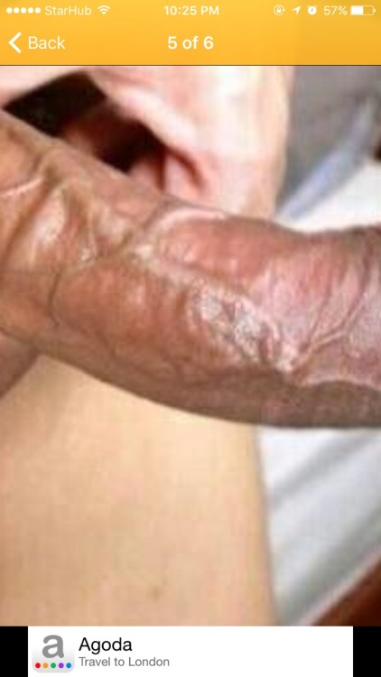 singaporegayslut:Is that really him?!?!