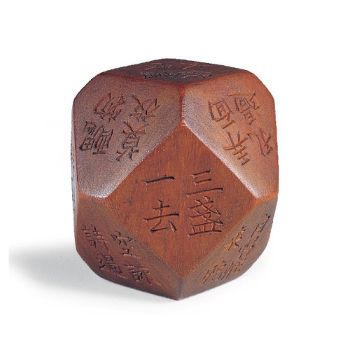 iskariotrising:cowthropologist:oldschoolfrp:historyarchaeologyartefacts:Dice with instructions for a