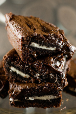 That. Is an Oreo. INSIDE a Brownie. OMG.