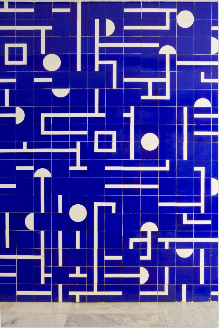 The tile art of Athos Bulcão in Brasilia