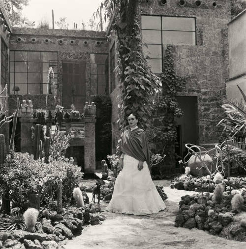 fyeahwomenartists:Rare Photos of Frida Kahlo From the Last Years of Her Life  “The vivid, intimate portraits are some of the latest that exist of Kahlo: She was very ill for the last years of her life, suffering from gangrene, and died in 1954, at age