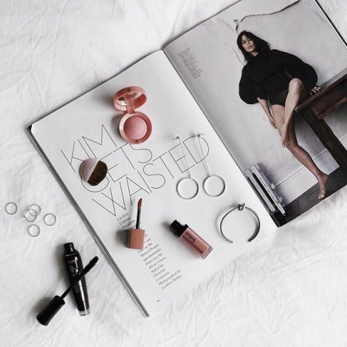 Via** racheljames__  **