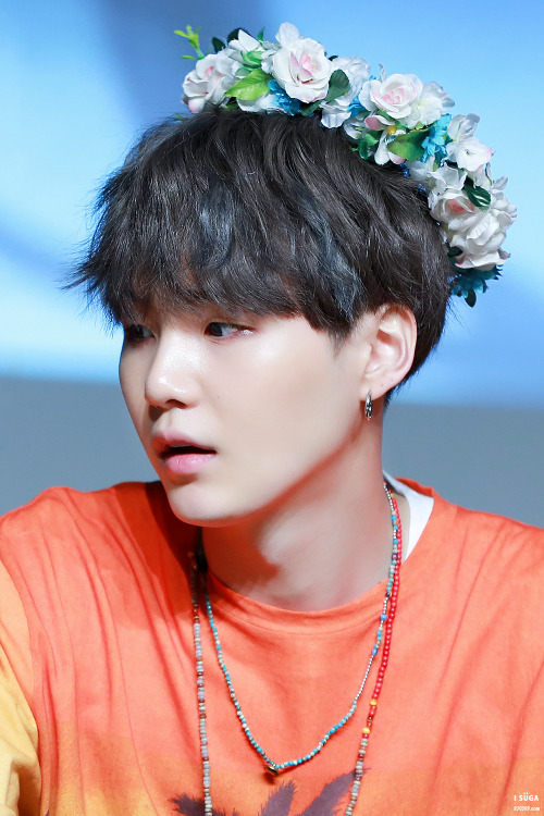 neonsugafree: © I SUGA | do not edit