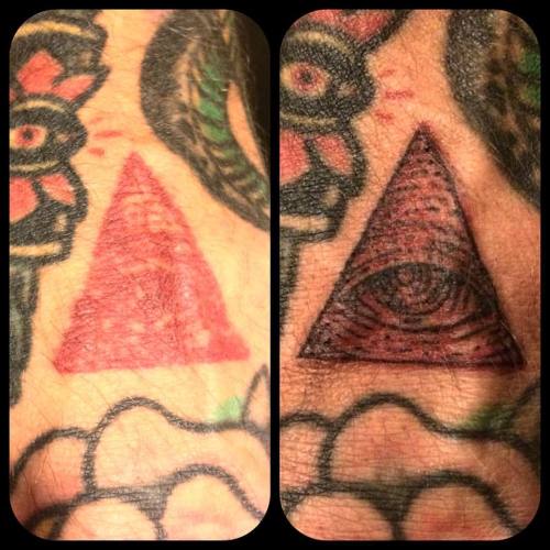 Fix up look sharp… Refined @goodcleanpain ’s all seeing eye in black #rework #tattooern