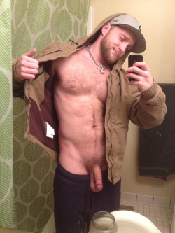 deviantotter:  Drunk selfie I just sent to