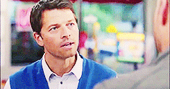 thedoctorsjawn:  favorite ship (σtp) → Destiel 