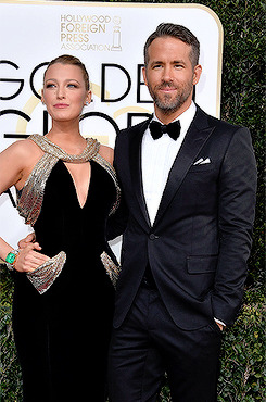 Blake Lively attends the 74th Annual Golden Globe Awards at The Beverly Hilton Hotel on January 8, 2