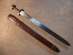 swordblr:  http://fc02.deviantart.net/fs71/i/2011/025/c/a/hollow_ground_viking_sword_by_odinblades-d3813ul.jpg