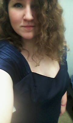 dancing-with-gavin:  This is a bad picture of it but I found a prom dress   Qt pie