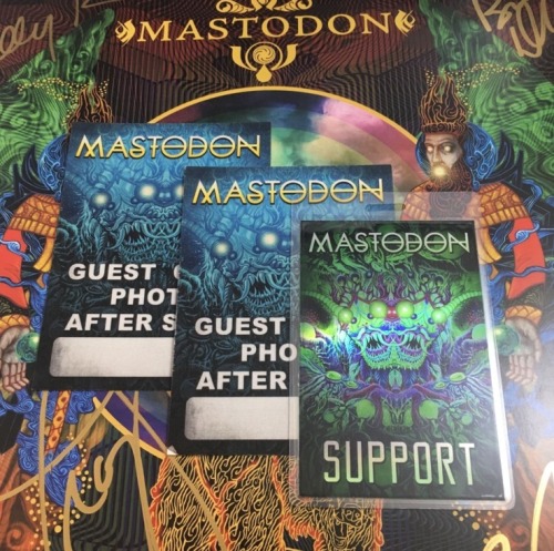 Mastodon green army men and other goodies up on ebay for a charity auction….WANT!