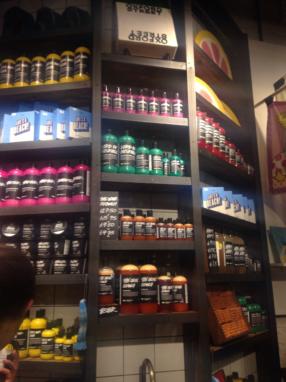 blossomq:  Lush Oxford St