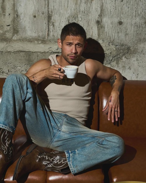 DAVID CASTAEDA For Numro Netherlands By David Higgs (2024)
