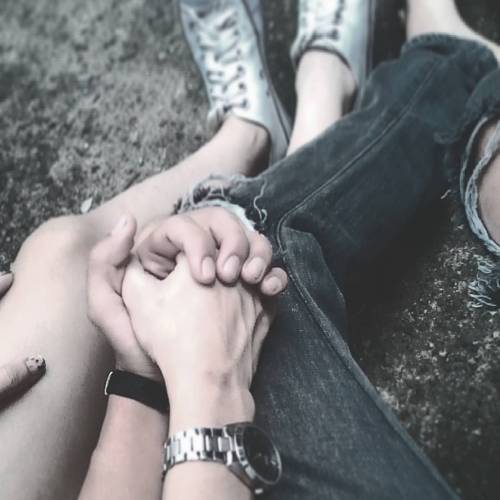 You And Me. #relationship#hands#girl#mylove#like#instagoo#instalike#blackandwhite#converse#boyfriend#love#like#like4like#casio#clock#jean
