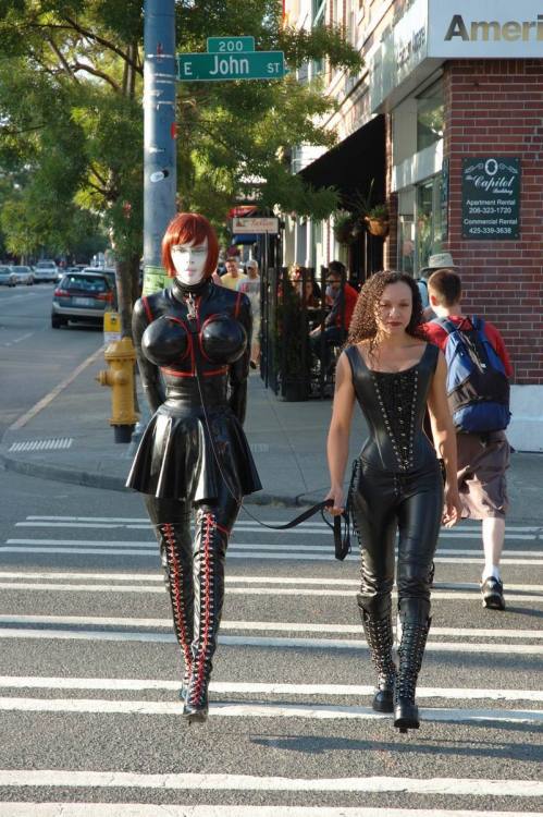 feminization:  Sissy takes a walk…  Wish I was that sissy