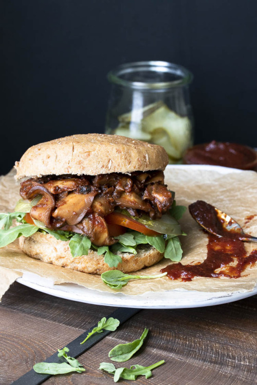 The Best Vegan Pulled Pork Lentil Sandwich (GF/NF/SF)Vegan Pulled Pork Shiitake And Portobello Mushr