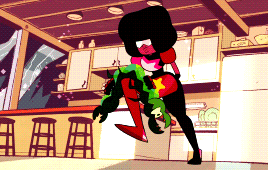 garnetismymother: Garnet punching things.