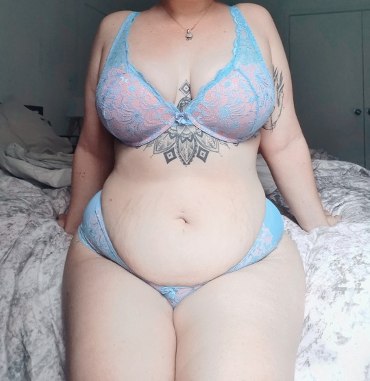 uravagina:   Soft blues 💙 