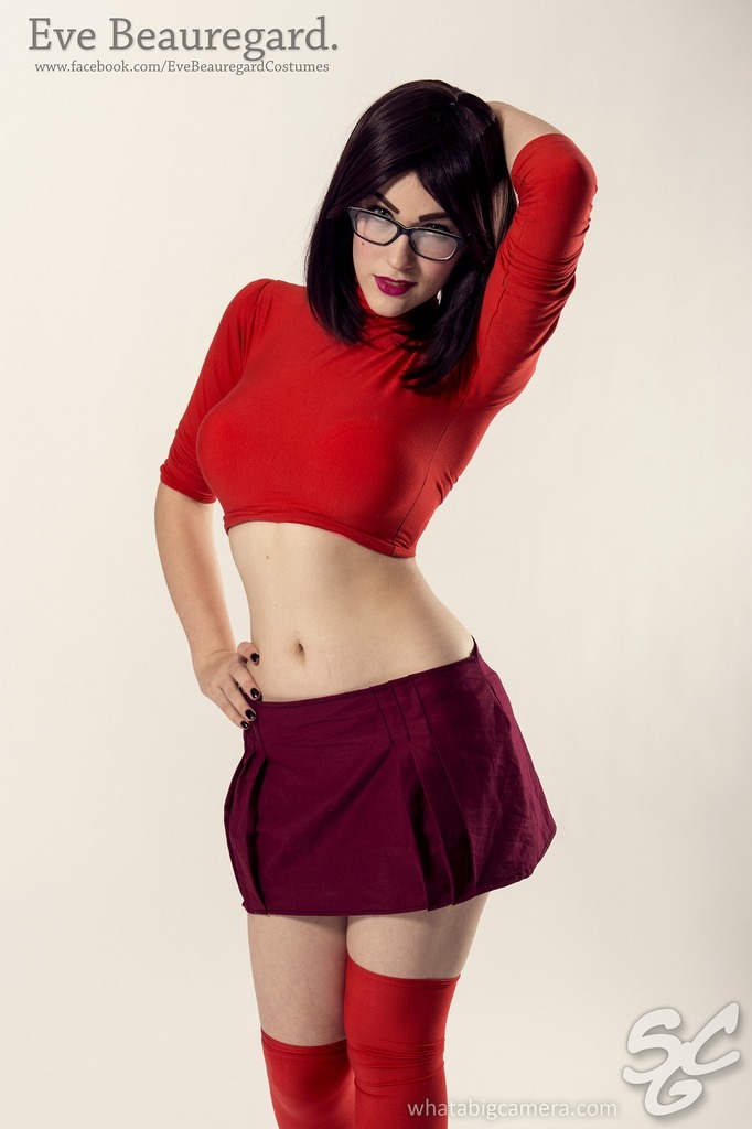 Reminds me of a very sexy velma