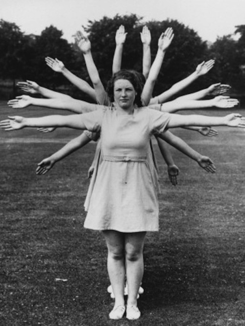 atomic-flash: Handy Exercise - Schoolgirls at Thornbury Grammar School in Gloucestershire doing arm 