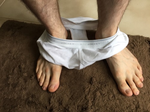 thebearunderground:  The Bear Underground Archive14,000+ posts of the hottest hairy men around the globe.