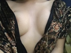 ladyxtease:  I want to pose nude for a painting.