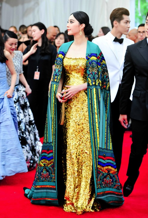 FAN BINGBING wearing CHRISTOPHER BU at the CHINA: THROUGH THE LOOKING GLASS COSTUME INSTITUTE GALA