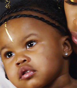 princessfailureee:  betterthankanyebitch:Teyana Taylor and Junie 😍  they are
