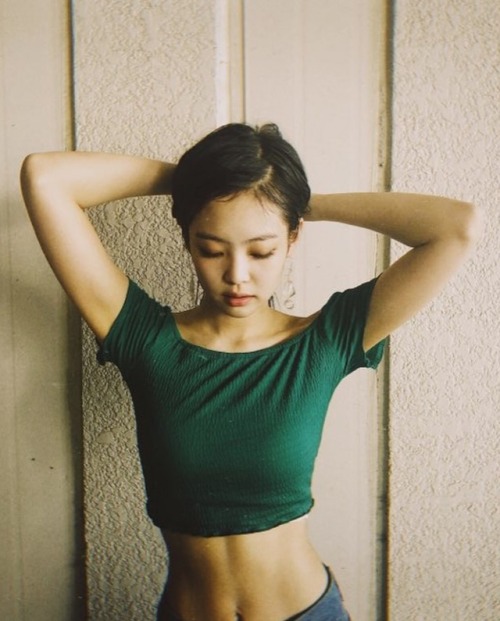 blackpink-news:[IG] 180722 jennierubyjane: a very hot day