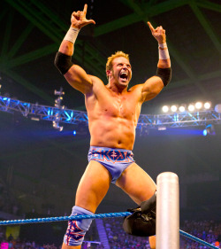 fishbulbsuplex:  Zack Ryder  Dame&hellip;*_*