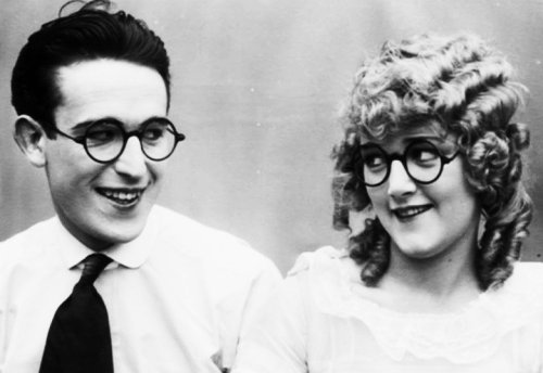 mildreddavis:Spectacled sweethearts Harold Lloyd & Mildred Davis