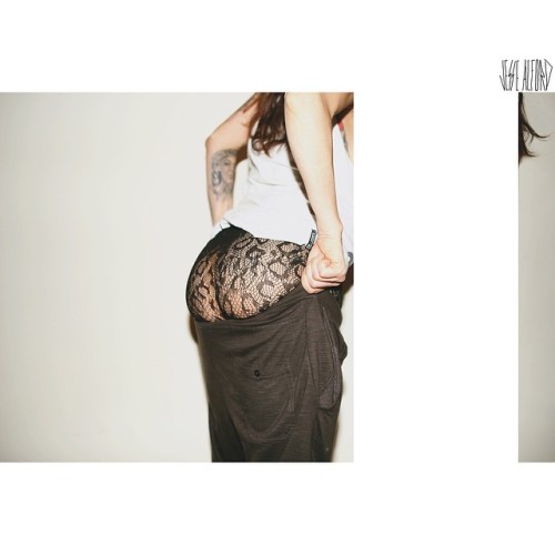 rucahermosa:#pullyourpantsup @ruca.hermosa @jessealfordphotography - @inkedmag @insight51 @americanapparelusa #fishnets #joggers #itsabuttthing