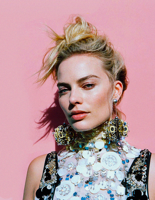 scarlettjohanson:Margot Robbie for Oyster Magazine.