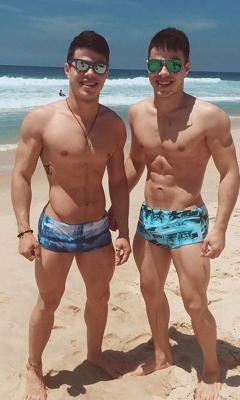 famous-male-celeb-naked: Rocha Brothers😍😍😍😍