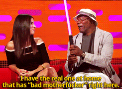 rubycosmos:  marielikestodraw:  Samuel L Jackson decided that red and green lightsabers were a stupidass decision. \o/  He said it, he said the thing. 