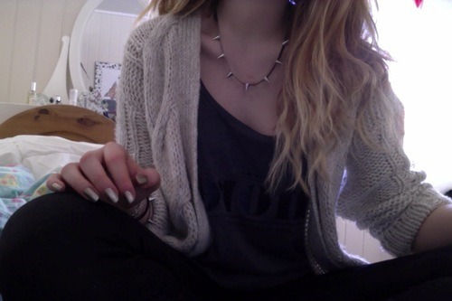 pale-0rgasm:  palearth:  p4l3-ugh:  mihsunderstood:  pale&amp;pretty blog following