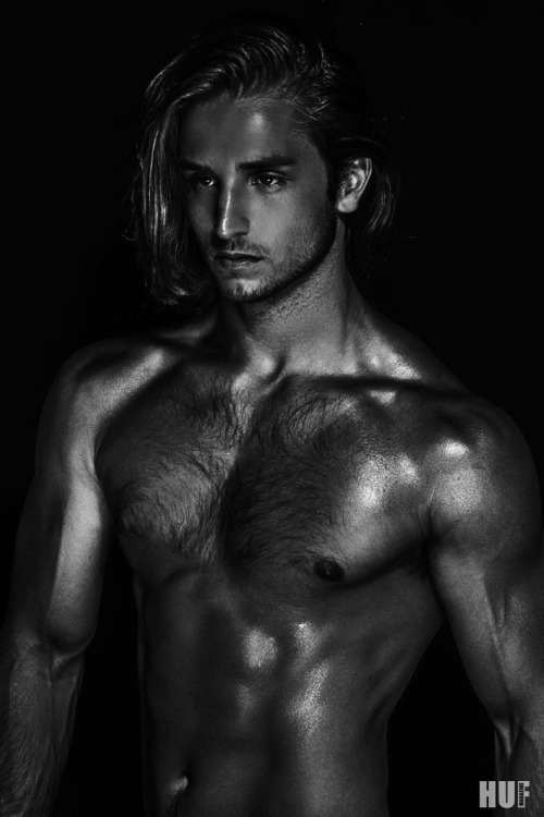 siroyagihkd:  Jason Summerfield by Blake Ballard for HUF Magazine   Keep reading 