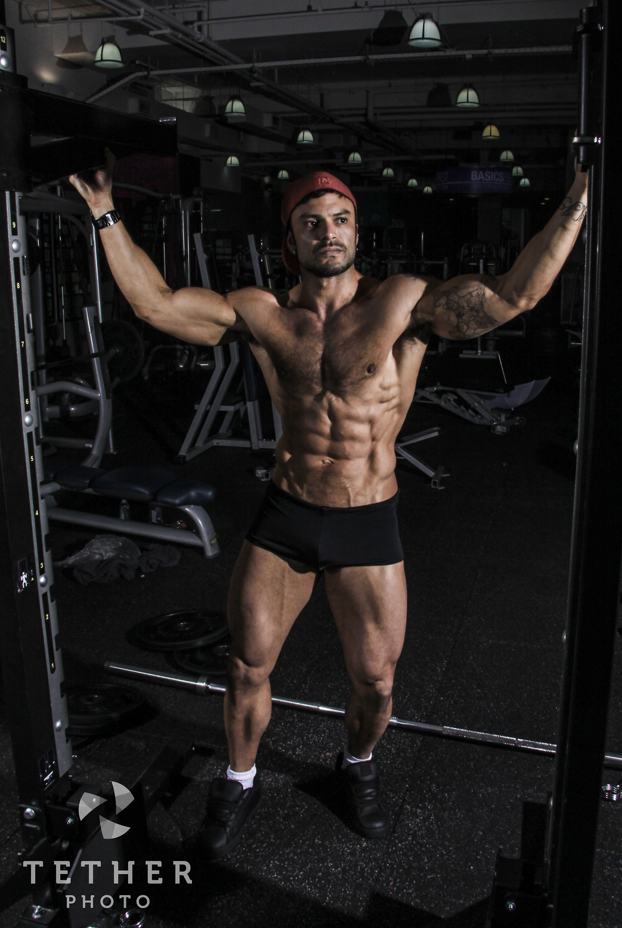 roganrichards:  http://tetherphoto.tumblr.com/post/45264395395/tristan-at-the-gym