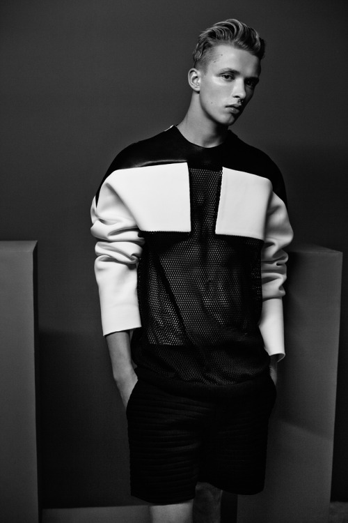 styleophile:  Wonderland 2013 editorial  