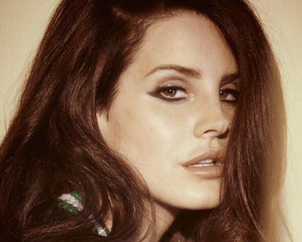 pinupgalore-lanadelrey:  Lana Del Rey photographed by Francesco Carrozzini 