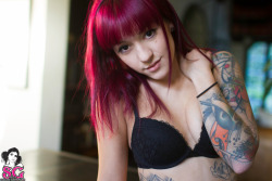 allsuicidegirls:  Brewin 