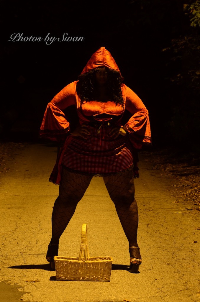 Phoenix Starson  
