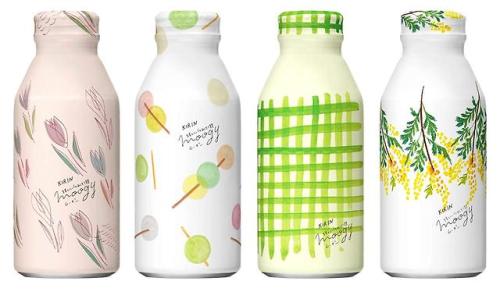 Moogy barley tea refreshes its packaging with 4 new feminine designs every season. 