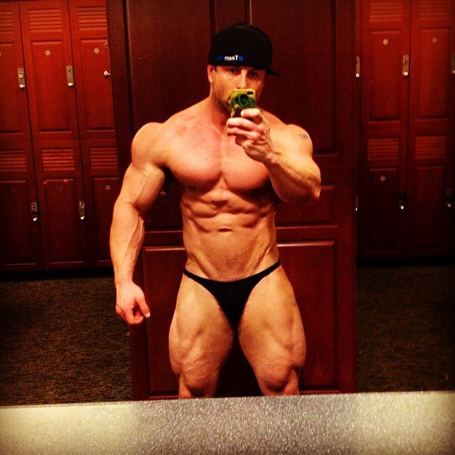 drwannabe:  Ronnie Douglas 
