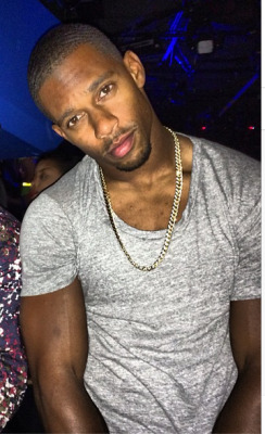 allmancandy:  Victor Cruz http://men2dope.com/victor-cruz/