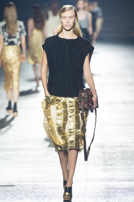 Label:  Dries van Noten  Fashion Show:  Spring/Summer 2014 in Paris  Models:  Juliana Schurig, Fei F