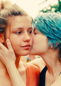 the-inspired-lesbian:  melyzza:  La vida de Adèle &lt;3   Find yourself a galpal on HER👭