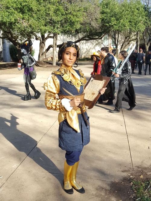 electricaljolt-cosplay: I should really do more poses with Josie holy shit. Also credit for photos o